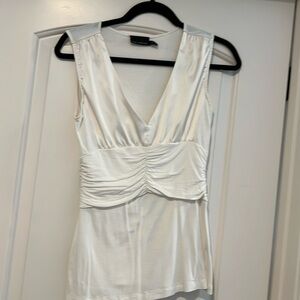 Limited V-neck sleeveless White Top Size S